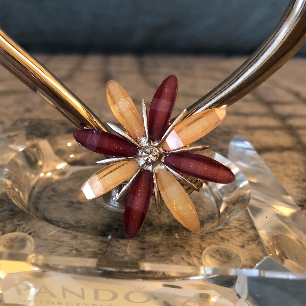 Glass Flower Ring With Comfort Band